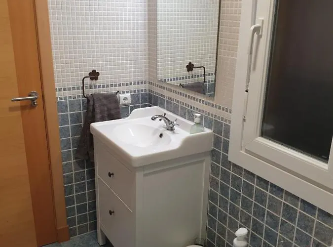 Vivienda Candemor بيت للعطل *